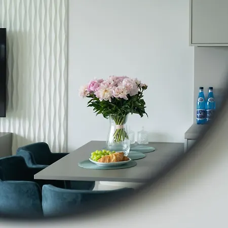 Your Holidays Waves E786